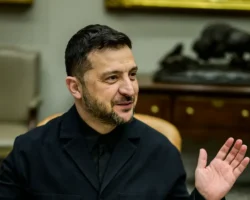 Зеленский и Ермак прекращают связи после обысков НАБУ и САП zelenskij i ermak prekrashhayut svyazi posle obyskov nabu i sap-signaldaily-ru-0