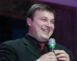 Андрей Разин рассказывает о вкладе «Ласкового мая» в дело Кузнецова и Долиной andrej razin rasskazyvaet o vklade laskovogo maya v delo kuzneczova i dolinoj-signaldaily-ru-0