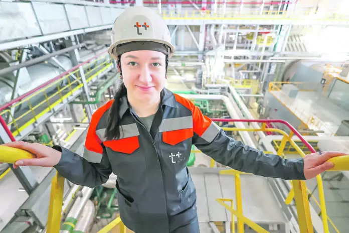 Анна Мавлютова из Т Плюс делится опытом работы на Академической ТЭЦ-0