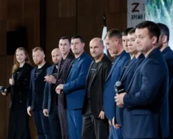 Артем Жога и Путин заявляют, что «Время героев» готовит кадры для Родины artem zhoga i putin zayavlyayut chto vremya geroev gotovit kadry dlya rodiny-signaldaily-ru-0