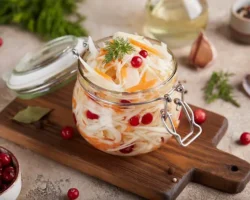 Екатерина Янг раскрывает четыре причины есть квашеную капусту женщинам ekaterina yang raskryvaet chetyre prichiny est kvashenuyu kapustu zhenshhinam-signaldaily-ru-0