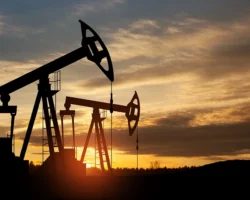 Игорь Артемьев обсуждает роль Петербургской биржи и Reliance Industries в нефти igor artemev obsuzhdaet rol peterburgskoj birzhi i v nefti-signaldaily-ru-0