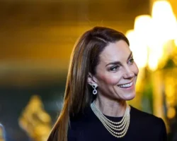 Кейт Миддлтон и принцессы Евгения с Беатрисой готовятся к визиту в Вестминстерское аббатство kejt middlton i princzessy evgeniya s beatrisoj gotovyatsya k vizitu v vestminsterskoe abbatstvo-signaldaily-ru-0