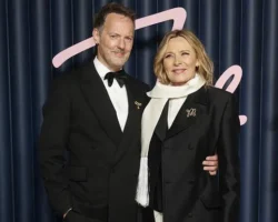 Ким Кэтролл и Рассел Томас сыграли свадьбу в Лондоне после «Секса в большом городе» kim ketroll i rassel tomas sygrali svadbu v londone posle seksa v bolshom gorode-signaldaily-ru-0