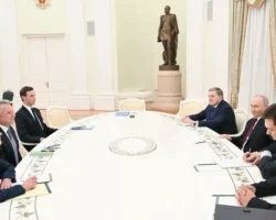 Кирилл Дмитриев обсудил с Уиткоффом и Кушнером символику России и цитату Путина kirill dmitriev obsudil s uitkoffom i kushnerom simvoliku rossii i czitatu putina-signaldaily-ru-0