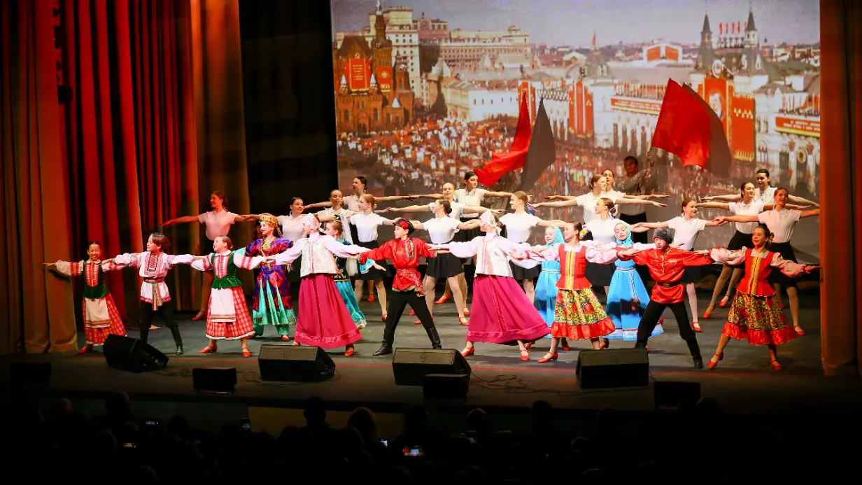 Концерт в честь Дня Героев Отечества прошел в ЮЗАО 