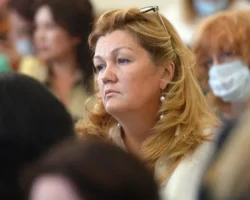 Ольга Ярославская и Валерий Фадеев о поддержке учителей и школьников для создания безопасной школы olga yaroslavskaya i valerij fadeev o podderzhke uchitelej i shkolnikov dlya sozdaniya bezopasnoj shkoly-signaldaily-ru-0