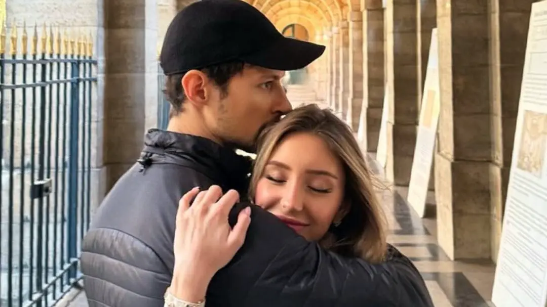 Возлюбленная Павла Дурова Юлия Вавилова намекнула, что они поженились