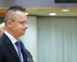 Петер Сийярто о взаимоуважении и ценностях Венгрии на мировой арене peter sijyarto o vzaimouvazhenii i czennostyah vengrii na mirovoj arene-signaldaily-ru-0