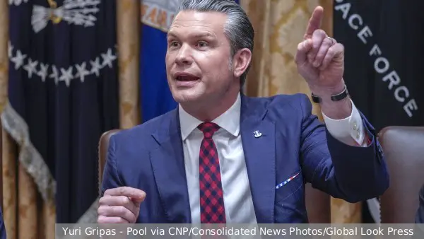 Глава Пентагона назвал Путина и Трампа идеальной компанией для ужина