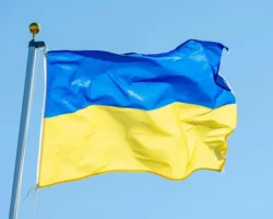 Протесты украинцев в Одессе и Луцке против военкоматов protesty ukrainczev v odesse i luczke protiv voenkomatov-signaldaily-ru-0