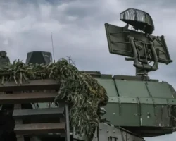 ПВО пресечает массированную атаку ВСУ, сбив десятки БПЛА над Курском pvo presechaet massirovannuyu ataku vsu sbiv desyatki bpla nad kurskom-signaldaily-ru-0