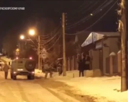 СОБР МВД России задержал 39-летнего мужчину в Красноярске, семья в безопасности sobr mvd rossii zaderzhal 39letnego muzhchinu v krasnoyarske semya v bezopasnosti-signaldaily-ru-0