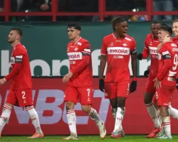 Спартак и Динамо становятся фаворитами дерби в 18 турнире Российской Премьер-лиги spartak i dinamo stanovyatsya favoritami derbi v 18 turnire rossijskoj premerligi-signaldaily-ru-0