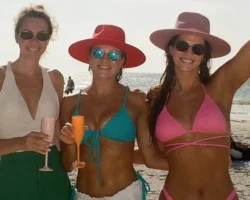 Юлия Ефимова в ярком бикини, Мария Шарапова и Майами в Instagram* yuliya efimova v yarkom bikini mariya sharapova i majami v -signaldaily-ru-0