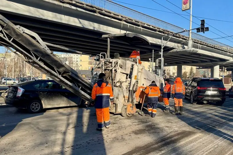 На перекрёстке Русской и проспекте 100-летия Владивостока уложат асфальт пресс-служба администрации Владивостока