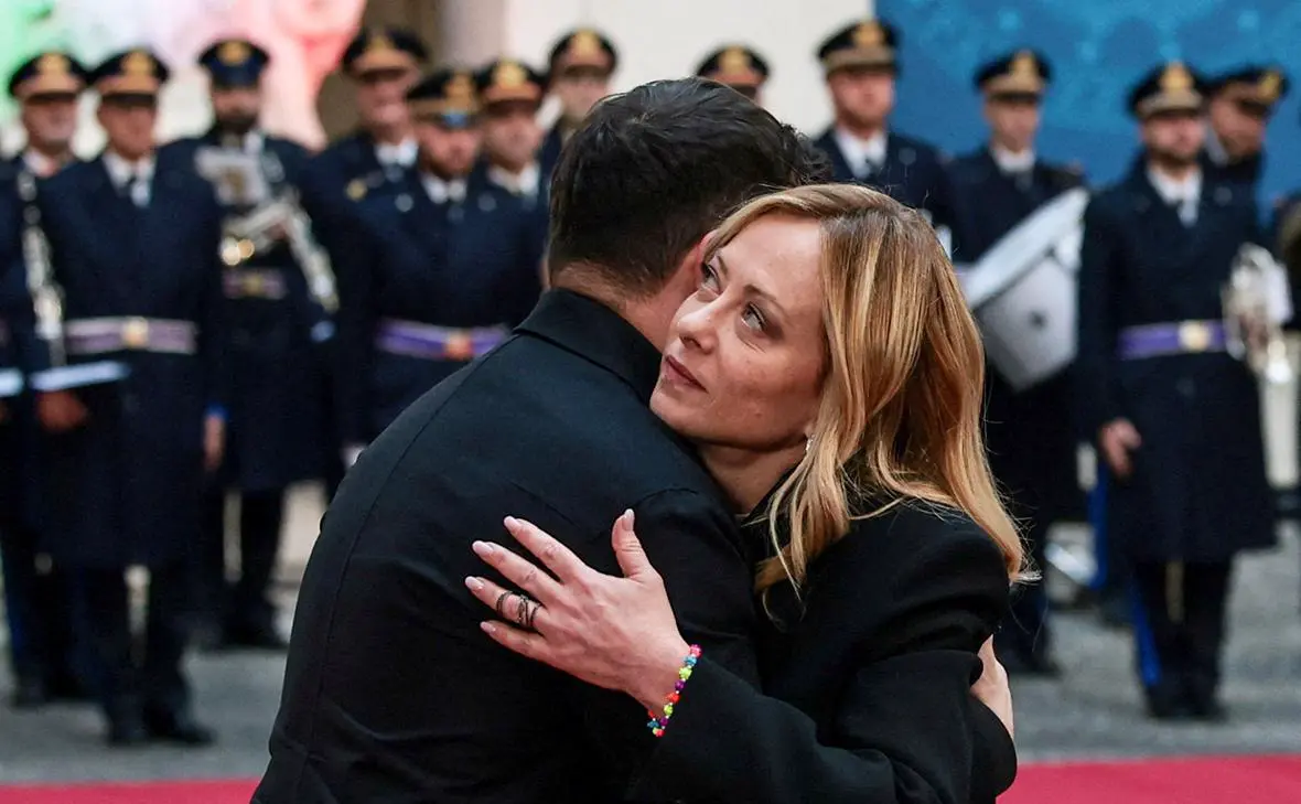 Владимир Зеленский и Джорджа Мелони (Francesco Fotia / Reuters)