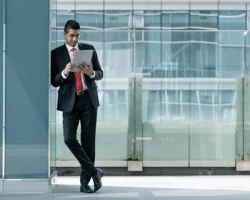 Зулия Лоикова и Илья Русяев дают советы по предотвращению увольнения zuliya loikova i ilya rusyaev dayut sovety po predotvrashheniyu uvolneniya-signaldaily-ru-0