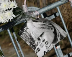 bernar dormal delitsya podrobnostyami uhoda brizhit bardo  trogatelnye vospominaniya-signaldaily-ru-0