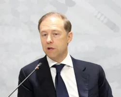 Денис Мантуров и Владимир Путин держат ОПК в авангарде государственных тайн denis manturov i vladimir putin derzhat opk v avangarde gosudarstvennyh tajn-signaldaily-ru-0