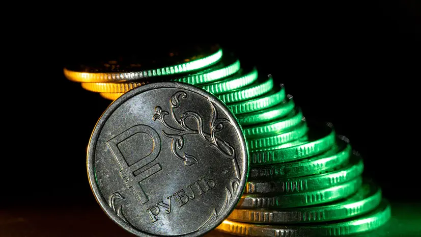 Инвестор Сидоров: февраль может сложиться для рубля благоприятно