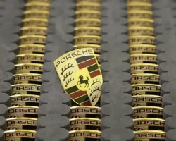 Porsche Cayenne и Macan: VTS и блокировка двигателя — новые решения i i blokirovka dvigatelya novye resheniya-signaldaily-ru-0