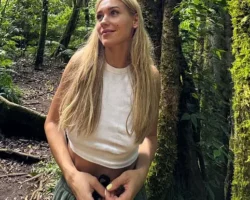 Кристина Асмус восхитила подписчиков стильным образом в Instagram kristina asmus voshitila podpischikov stilnym obrazom v -signaldaily-ru-0