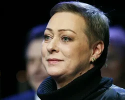 Мария Аронова обратилась к врачам для восстановления здоровья mariya aronova obratilas k vracham dlya vosstanovleniya zdorovya-signaldaily-ru-0