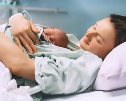 Михаил и Анна лидируют, ЗАГСы Москвы назвали топ имён 2025 года mihail i anna lidiruyut zagsy moskvy nazvali top imyon 2025 goda-signaldaily-ru-0