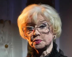 Наследие Веры Алентовой, звезды "Москва слезам не верит" и Театра Маяковского nasledie very alentovoj zvezdy moskva slezam ne verit i teatra mayakovskogo-signaldaily-ru-0