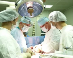 Рентгенохирурги Верхнепышминской ЦГКБ успешно борются с инсультами rentgenohirurgi verhnepyshminskoj czgkb uspeshno boryutsya s insultami-signaldaily-ru-0