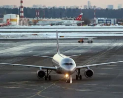 Росавиация временно прекращает полеты в Сочи, Геленджик и Краснодар rosaviacziya vremenno prekrashhaet polety v sochi gelendzhik i krasnodar-signaldaily-ru-0