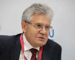 Сергеев и Васильева откровенно обсудили будущее Академии наук sergeev i vasileva otkrovenno obsudili budushhee akademii nauk-signaldaily-ru-0