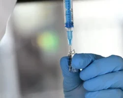 Вакцинация от пяти инфекций продлевает активные годы пожилым vakczinacziya ot pyati infekczij prodlevaet aktivnye gody pozhilym-signaldaily-ru-0