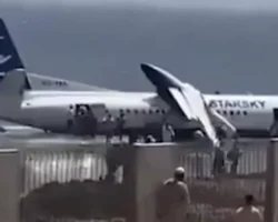 Безопасная посадка в Могадишо. Новости авиации со всего мира bezopasnaya posadka v mogadisho novosti aviaczii so vsego mira-signaldaily-ru-0