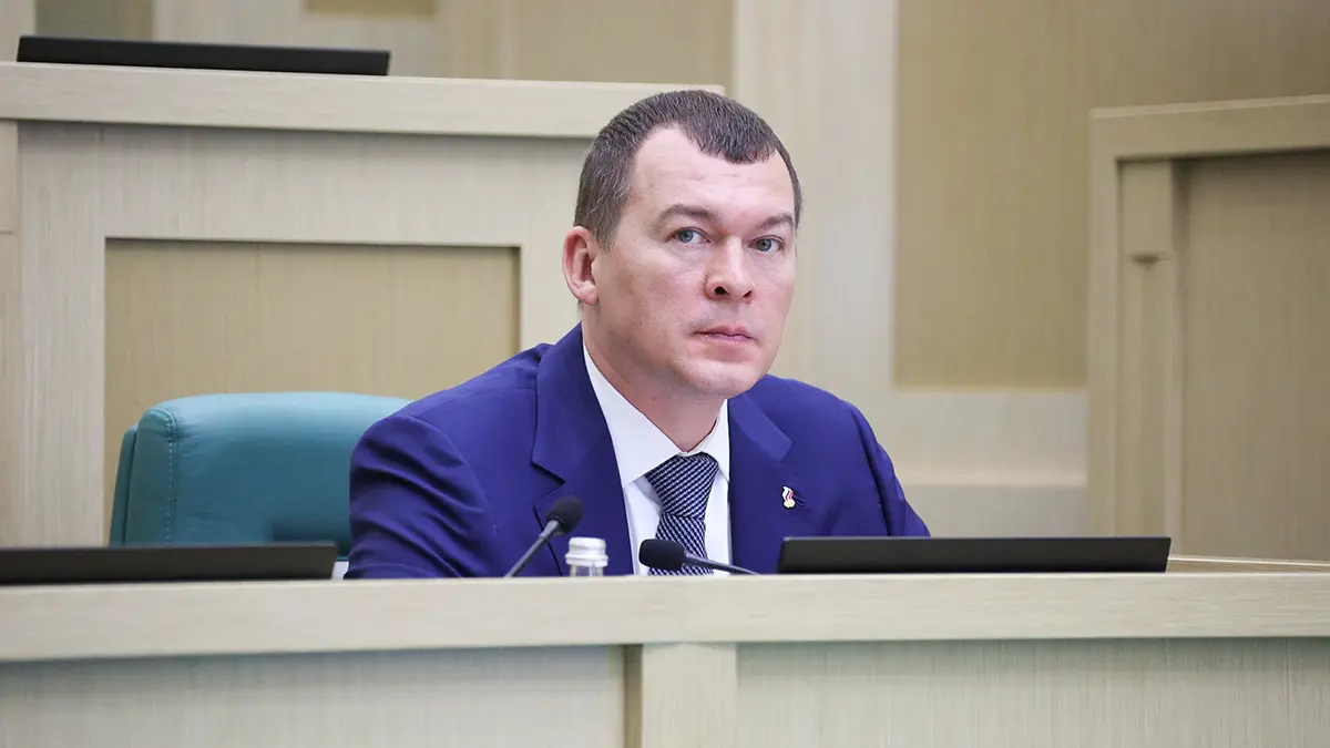 Дегтярев заявил, что сменившим гражданство спортсменам могут запретить въезд в РФ