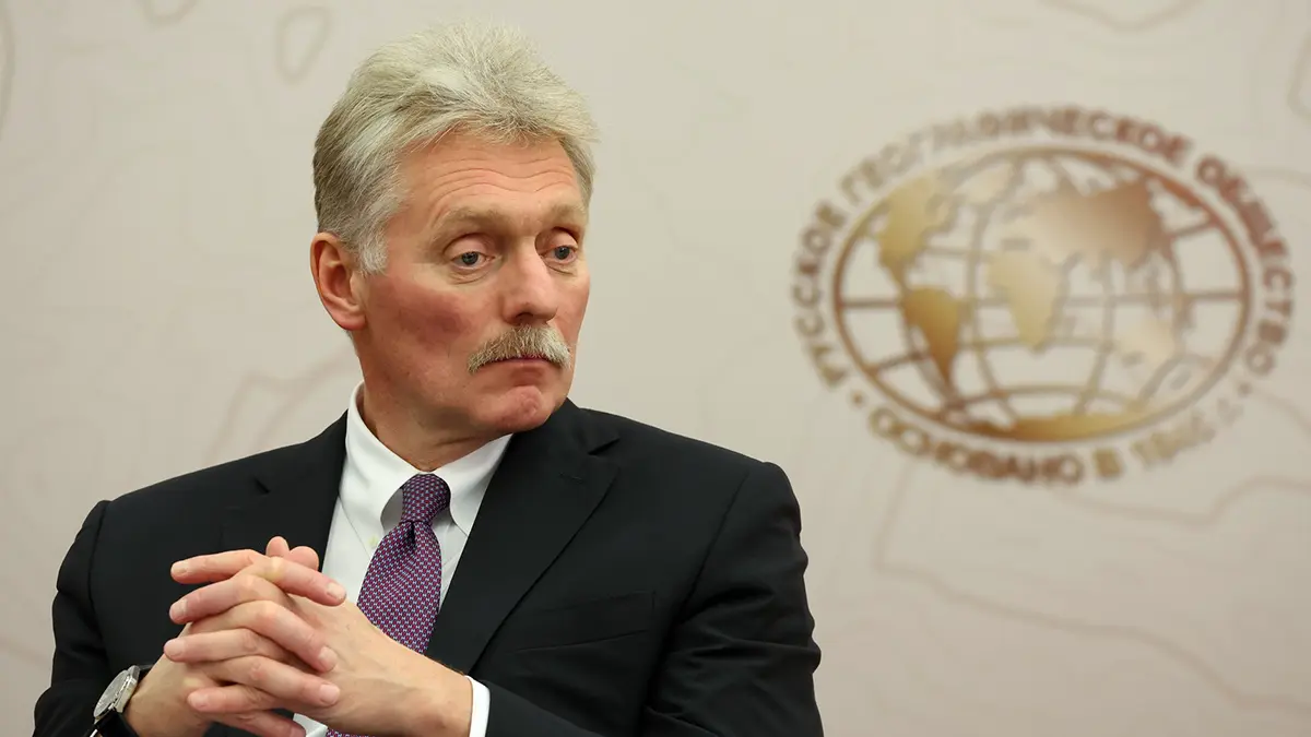 Песков ответил на вопрос о судах из-за масок с лицом Путина