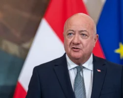 Кристиан Штокер о возможности соглашения ЕС и России по Украине kristian shtoker o vozmozhnosti soglasheniya es i rossii po ukraine-signaldaily-ru-0