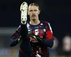 Матвей Сафонов спасает ПСЖ в Страсбурге на Чемпионате Франции! matvej safonov spasaet pszh v strasburge na chempionate franczii-signaldaily-ru-0