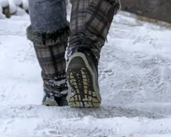 Рок Позитано рассказал, как выбрать зимние ботинки для здоровья стопы rok pozitano rasskazal kak vybrat zimnie botinki dlya zdorovya stopy-signaldaily-ru-0