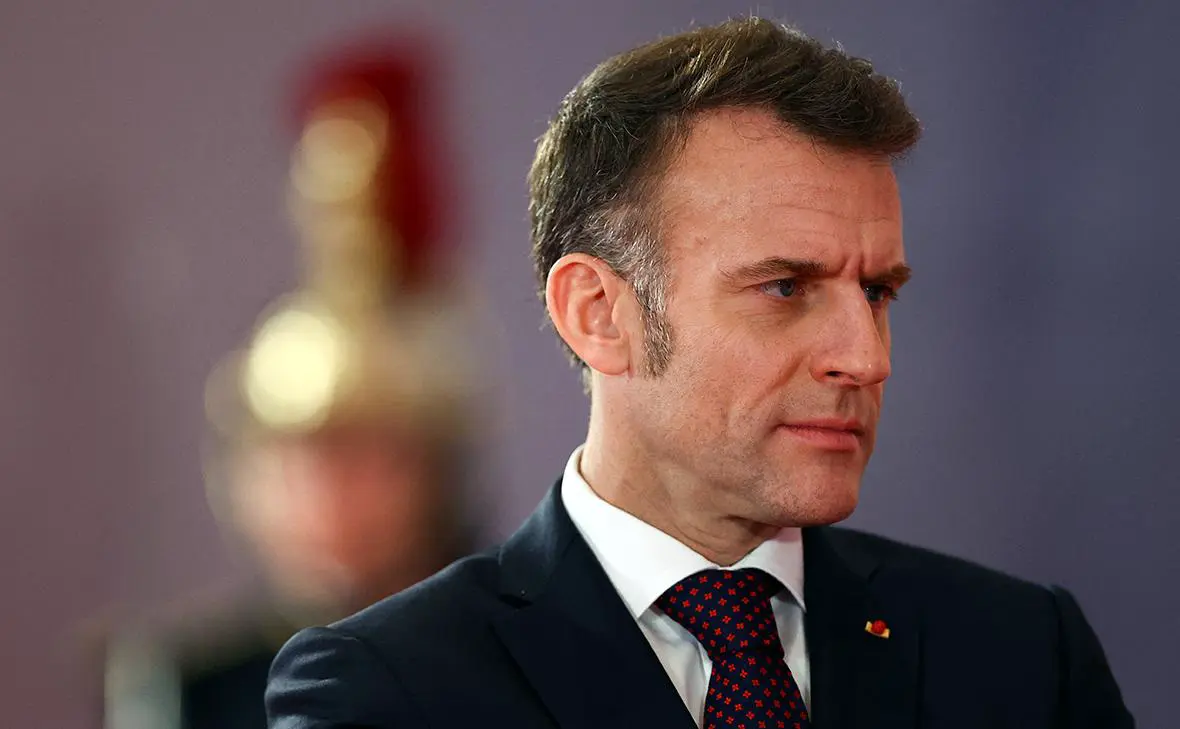 Эмманюэль Макрон (Abdul Saboor / Reuters)