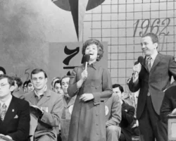 КВН 2026 с Дмитрием Хрусталёвым-юбилейный сезон Школы Звёзд kvn 2026 s dmitriem hrustalyovymyubilejnyj sezon shkoly zvyozd-signaldaily-ru-0