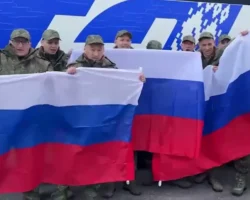 minoborony rf rasskazalo o vozvrashhenii bojczov iz plena-signaldaily-ru-0