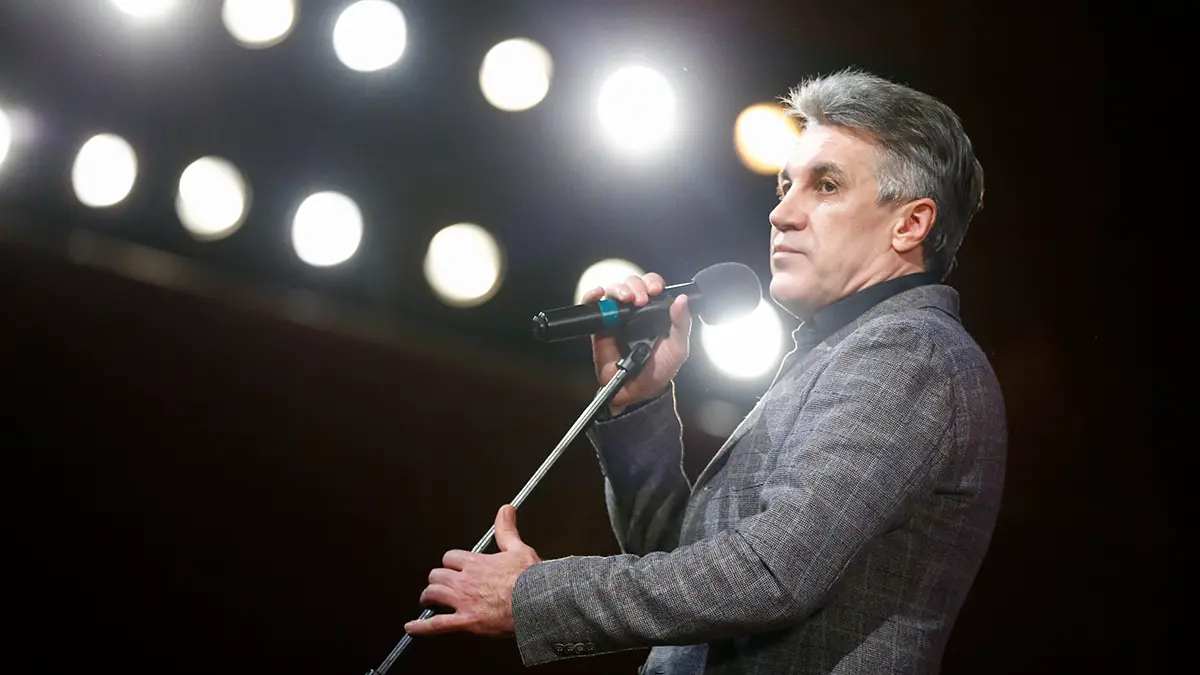 Прощание с телеведущим Алексеем Пимановым началось в Москве