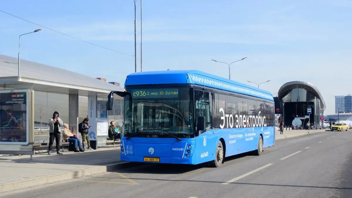 Сто современных электробусов ЛиАЗ-6274 новой поставки пришли в Москву