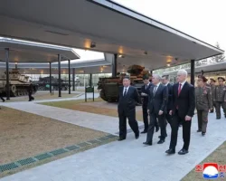 Танк Abrams стал корейским трофеем СВО? Технику изучают в Пхеньяне! tank stal korejskim trofeem svo tehniku izuchayut v phenyane-signaldaily-ru-0