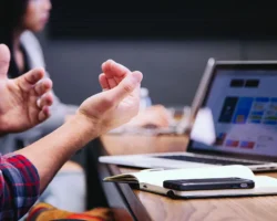 ТК РФ- опоздание станет причиной увольнения tk rf opozdanie stanet prichinoj uvolneniya-signaldaily-ru-0