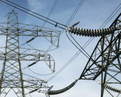 Укрэнерго с Максимом Бахматовым об отключениях света в Украине ukrenergo s maksimom bahmatovym ob otklyucheniyah sveta v ukraine-signaldaily-ru-0