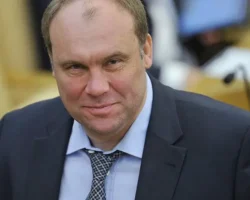 Андрей Колесник из Госдумы о российских флагах и героях в Херсоне andrej kolesnik iz gosdumy o rossijskih flagah i geroyah v hersone-signaldaily-ru-0