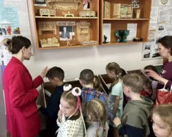 nataliya shuruhnova urgpu o shkolnyh muzeyah urala hranyashhih pamyat-signaldaily-ru-0